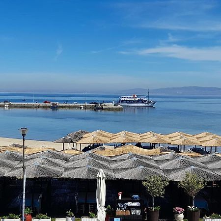 Isalos Apartments Studios Néoi Epivátai Dış mekan fotoğraf