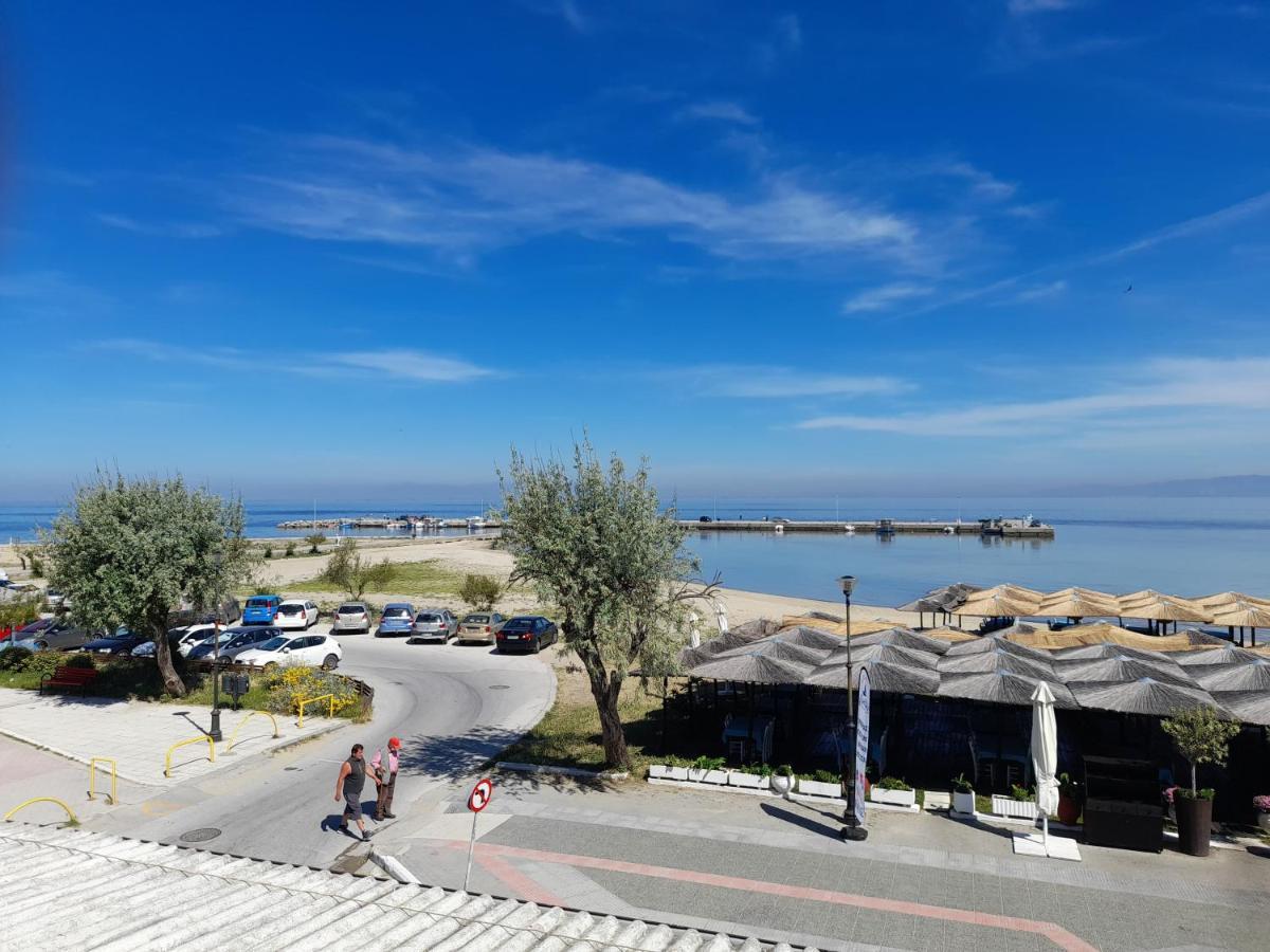 Isalos Apartments Studios Néoi Epivátai Dış mekan fotoğraf